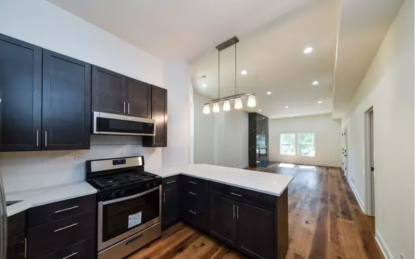 Chicago, IL 60615,5023 S Indiana Ave