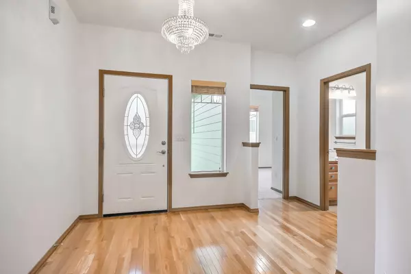 Tacoma, WA 98445,2218 145th St E