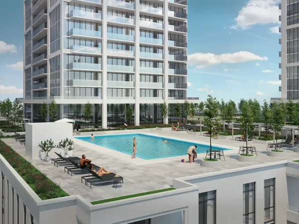 10956 Yonge St, Richmond Hill, L4C 3E4