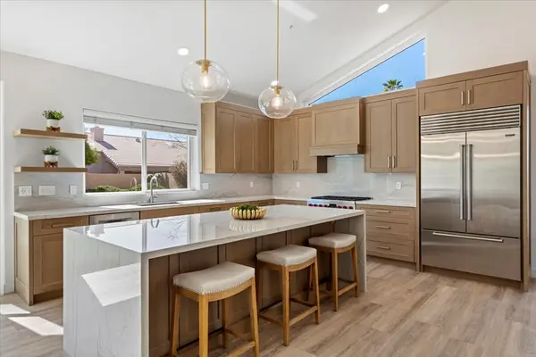 8625 E Dahlia Dr, Scottsdale, AZ 85260