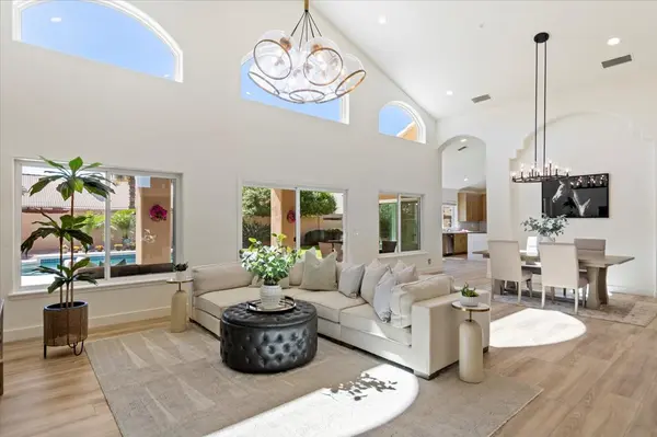 8625 E Dahlia Dr, Scottsdale, AZ 85260