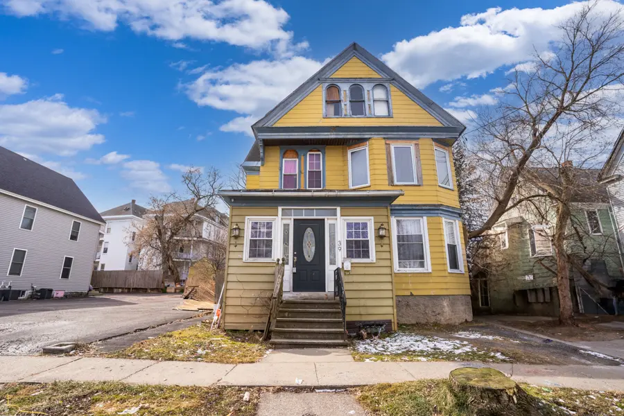 39 Waverly Pl, Utica, NY 13502