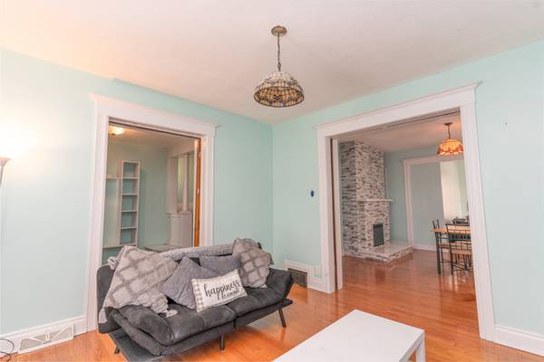 Utica, NY 13502,39 Waverly Pl