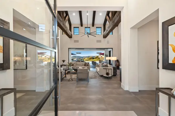 8022 Entrada de Luz E, San Diego, CA 92127