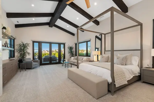 8022 Entrada de Luz E, San Diego, CA 92127