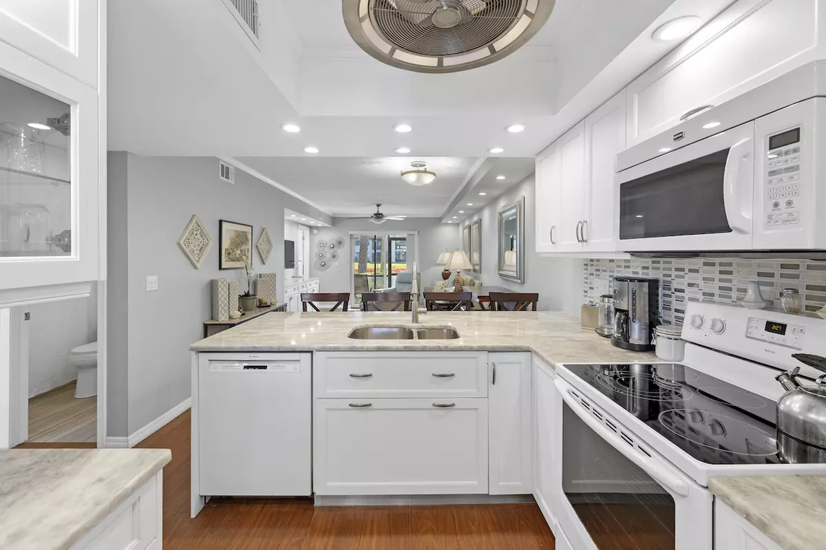 Lake Worth Beach, FL 33467,7202 Golf Colony Ct #101