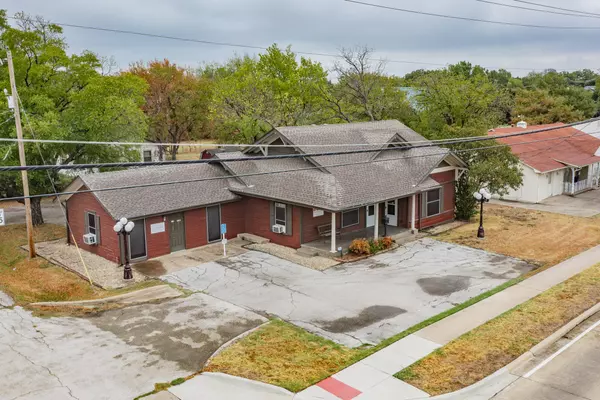Lewisville, TX 75057,435 W Main St