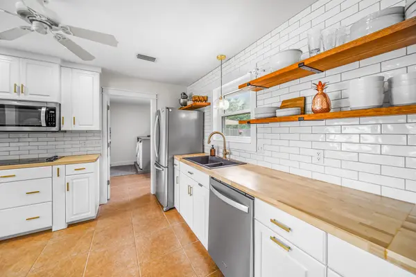 1437 Rangoon Cove, Gulf Breeze, 32563