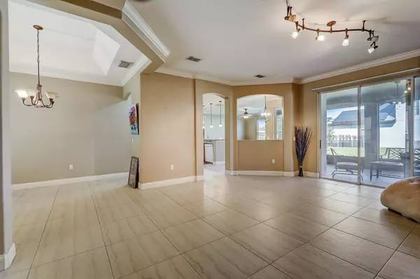 Kissimmee, FL 34746,4098 Navigator Way