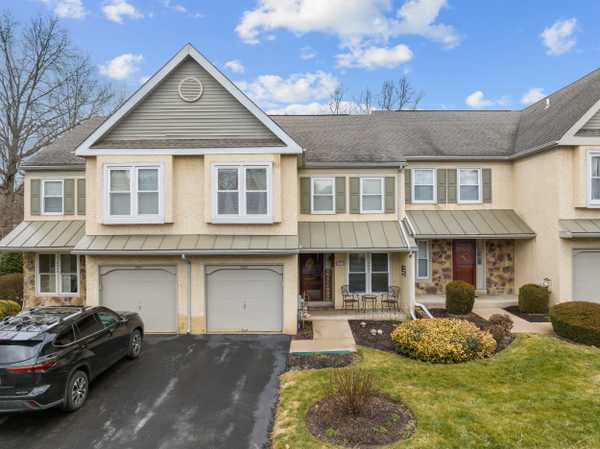 2001 Eton Ct, West Chester, PA 19382