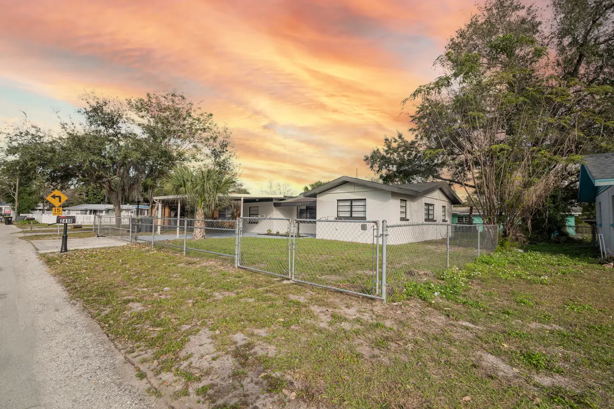 2418 Kiwanis Ave, Lakeland, FL 33801