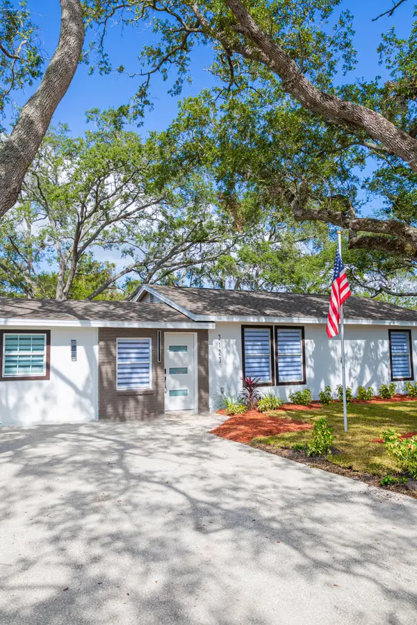 3123 W Napoleon Ave, Tampa, FL 33611