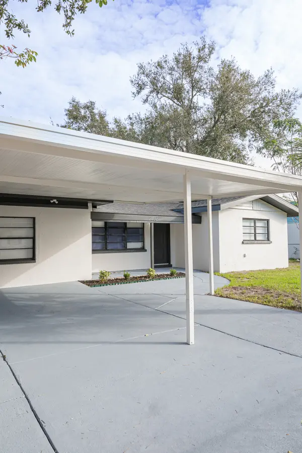2418 Kiwanis Ave, Lakeland, FL 33801