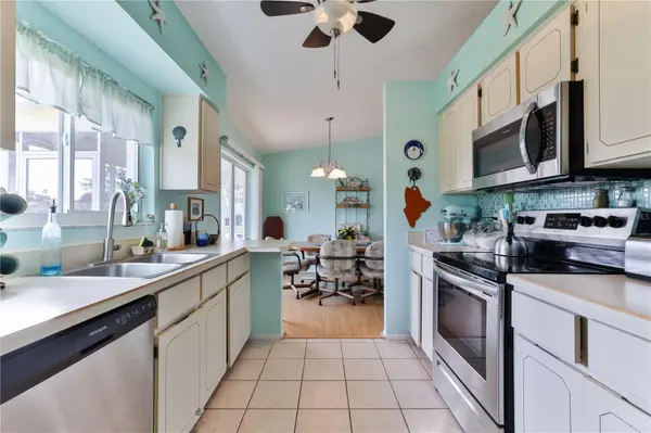 104 Fairfax Dr, Daytona Beach, FL 32119