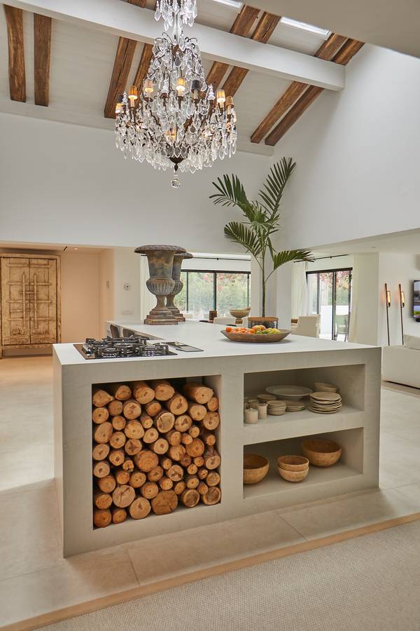 Spacious Villa on a Large Plot near the Lake in Quinta do Lago Algarve #QPSA/POR, Portugal,
