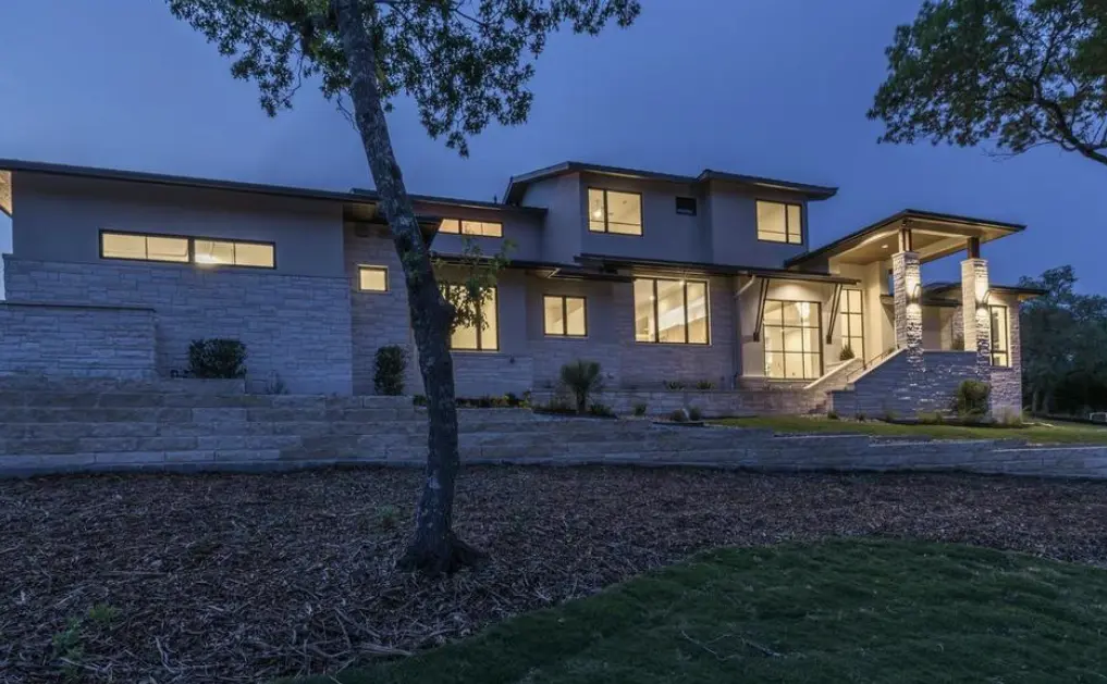 9116 Camelback Dr, Austin, TX 78733