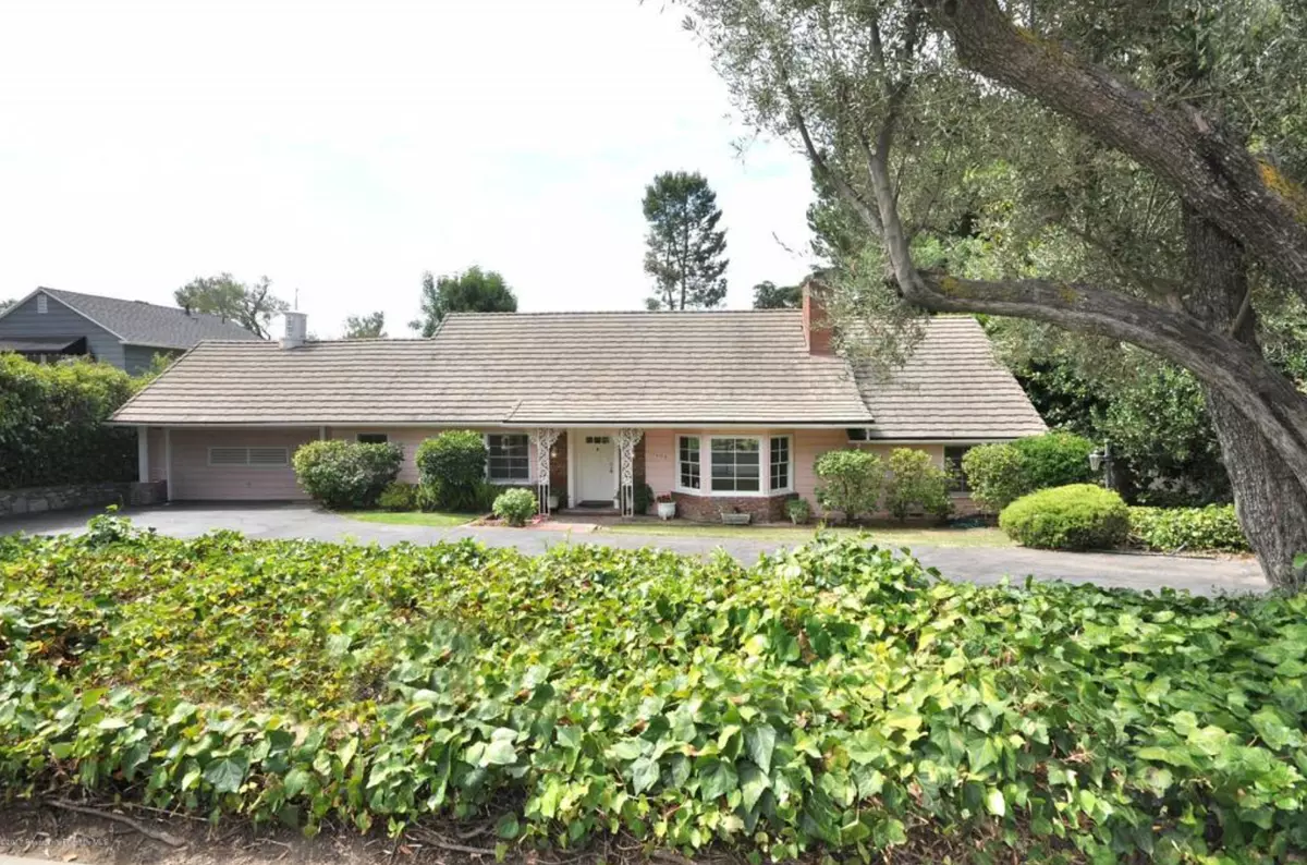 La Canada Flintridge, CA 91011,1232 El Vago St