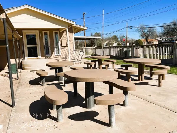 1325 E Harris Ave, San Angelo, TX 76903