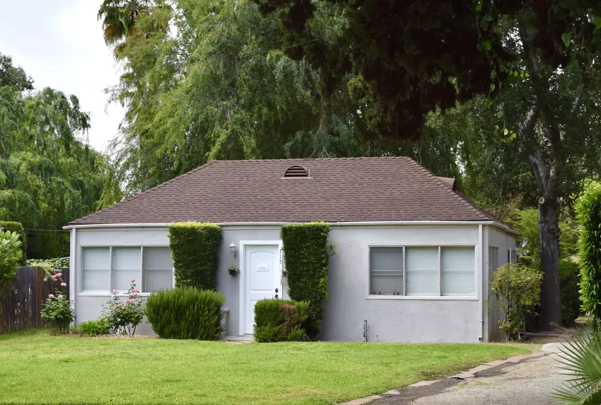 Pasadena, CA 91106,715 S Oak Knoll Ave