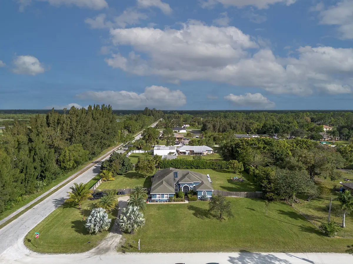 17975 83rd Pl N, Loxahatchee, FL 33470