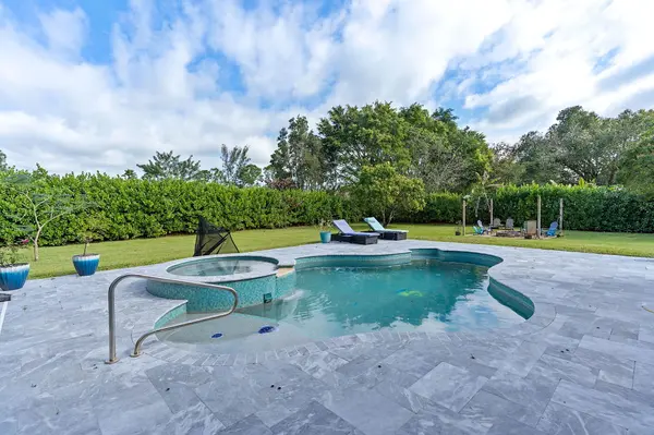 17975 83rd Pl N, Loxahatchee, FL 33470