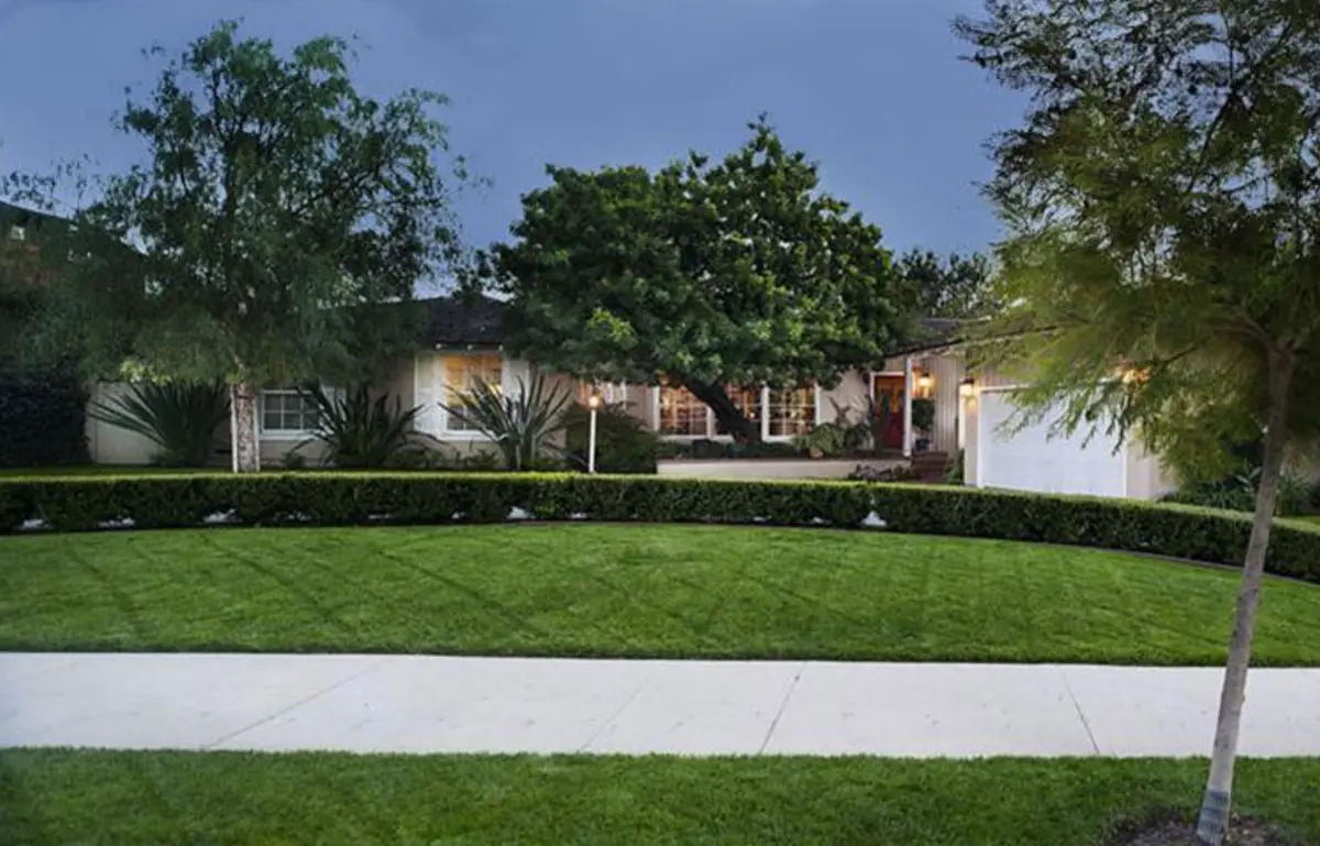 550 Allendale Ave, Pasadena, CA 91106