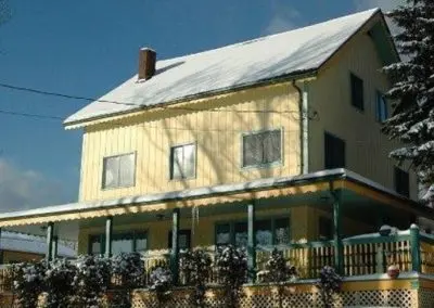 Tannersville, NY 12485