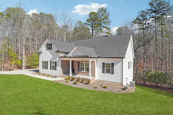 775 Crooked Creek Dr, Dahlonega, GA 30533