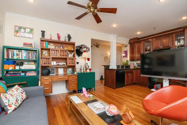 60 Queensberry St #6, Boston, MA 02215