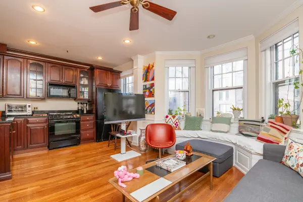 60 Queensberry St #6, Boston, MA 02215
