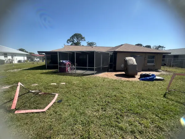 5656 Lochness Ct, North Fort Myers, FL 33903