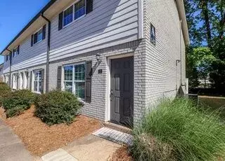 1802 Jackson Ave W #12, Oxford, MS 38655