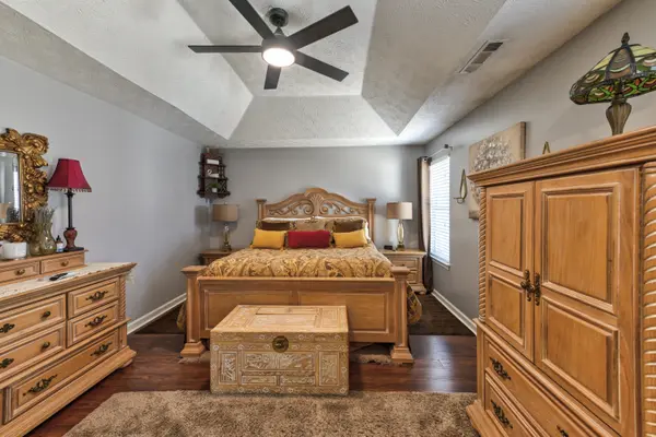 5795 Pecan Grv, Ellenwood, GA 30294