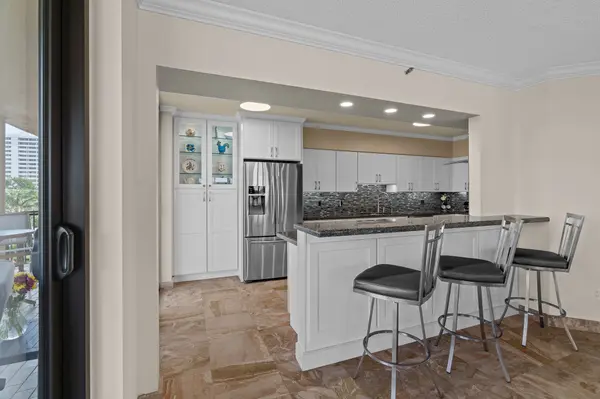 1401 S Ocean Blvd #410, Boca Raton, FL 33432