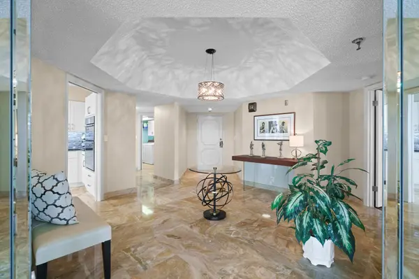 1401 S Ocean Blvd #410, Boca Raton, FL 33432
