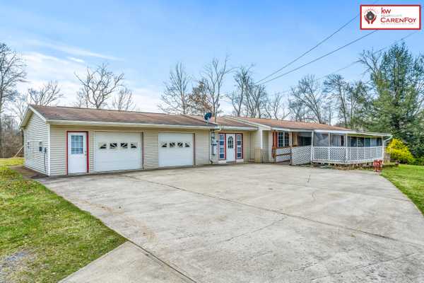 3023 High Hill Rd, West Middlesex, PA 16159