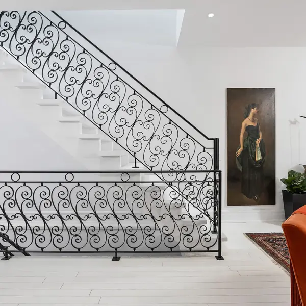 42 Berryman St, Toronto, ON M5R 1M6