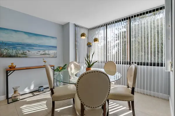 660 ISLAND WAY Unit #208, Clearwater, FL 33767