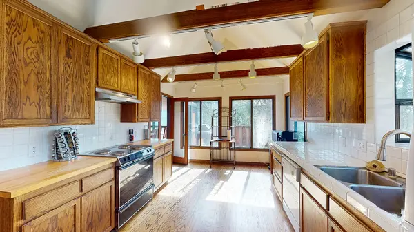 25110 CA-243, Idyllwild, CA 92549