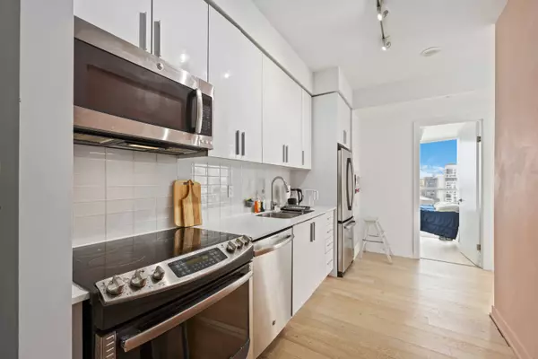 Toronto, ON,20 Bruyeres Mews #2005