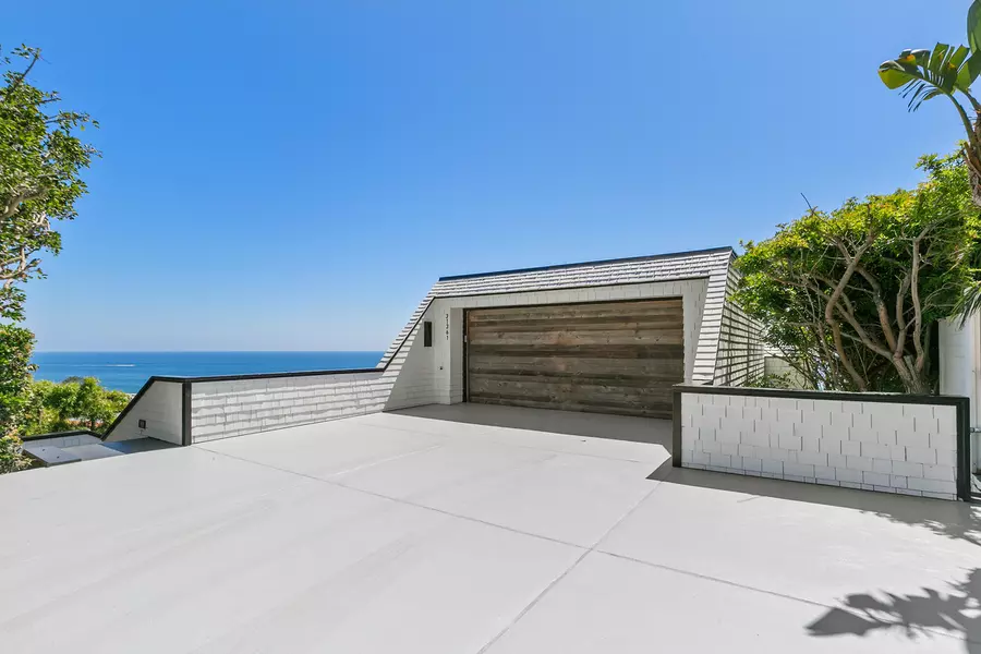 31361 Holly Dr, Laguna Beach, CA 92651