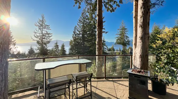 15 Oceanview Rd, Lions Bay, BC V0N