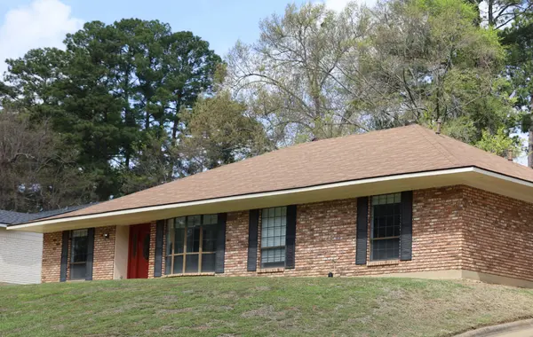 1022 Bridalwreath Trl, Shreveport, LA 71118