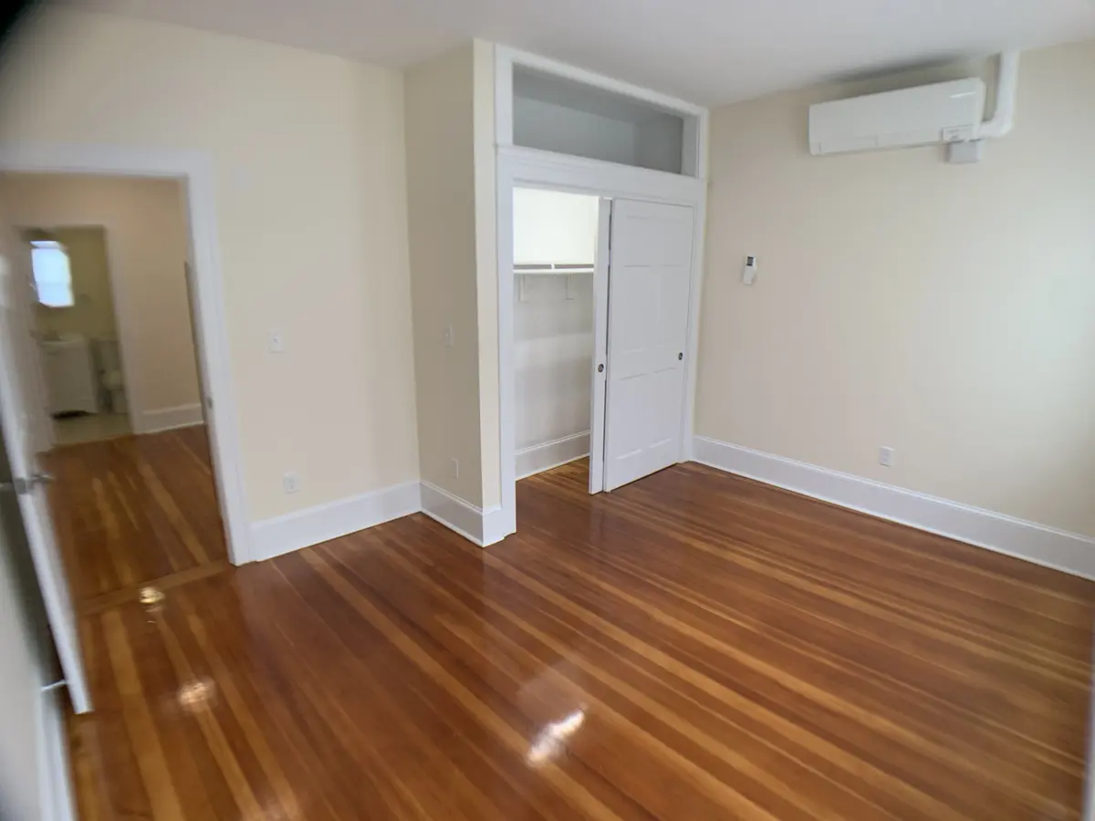 9 Seaverns Ave #2R, Jamaica Plain, MA 02130