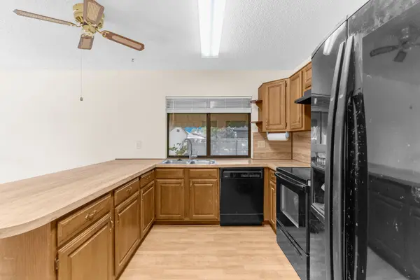 2728 Cancun Ln, Dallas, TX 75287