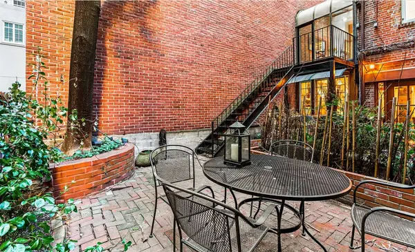 50 E 80th St #2AB, New York, NY 10075