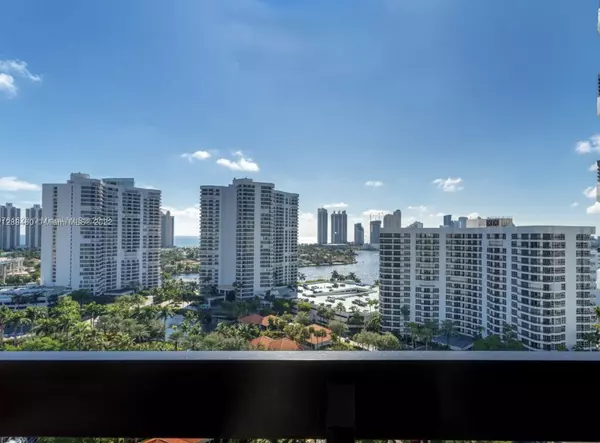 Miami, FL 33180,3500 Mystic Pointe Dr #1907