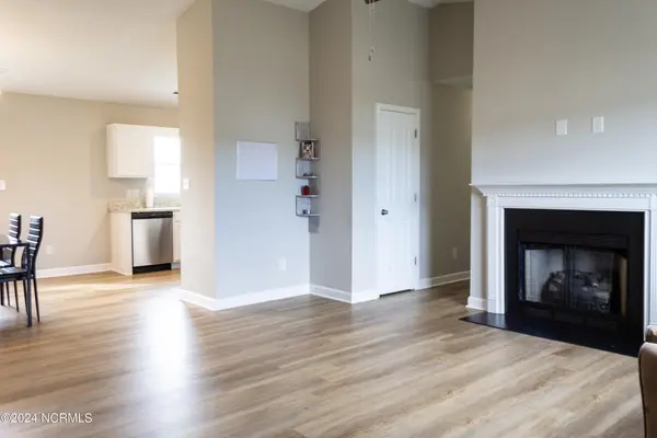 206 Wingspread Ln, Beulaville, NC 28518