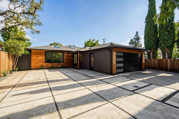 113 Bay Rd, Menlo Park, CA 94025