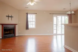 238 Parnell Rd, Hubert, NC 28539